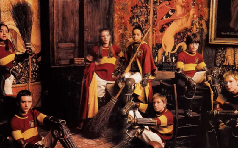 les 7 joueurs d'une equipe de quidditch